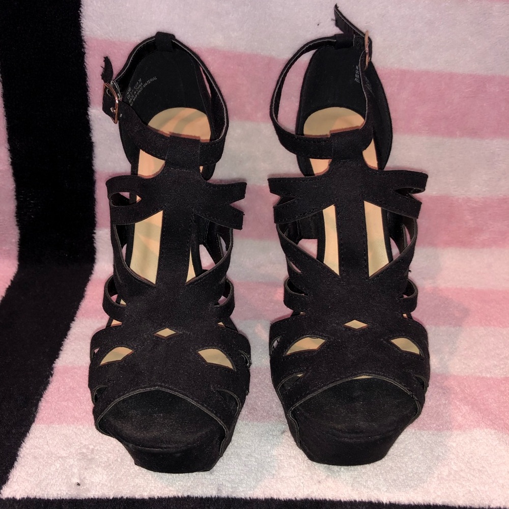 Black Strappy Pumps